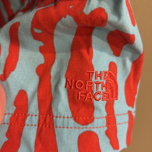 The North Face men’s pull on shorts blue red print moisture wicking pockets L - Picture 4 of 12